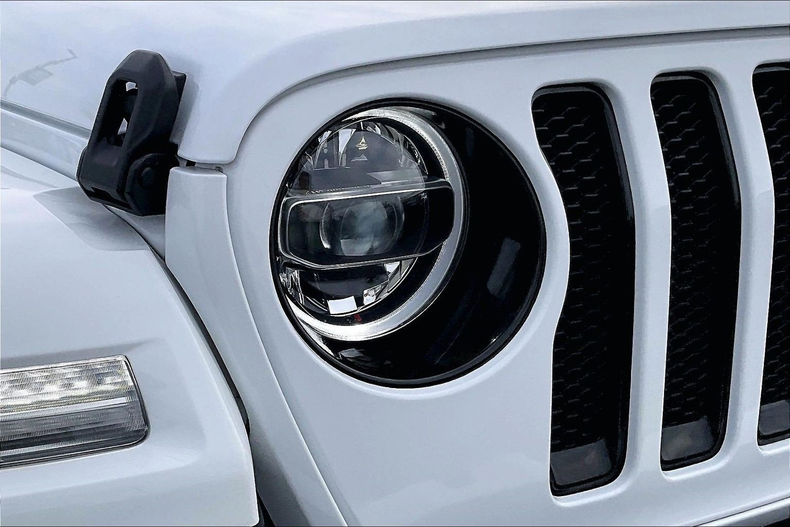 2022 Jeep Wrangler Unlimited Sahara High Altitude