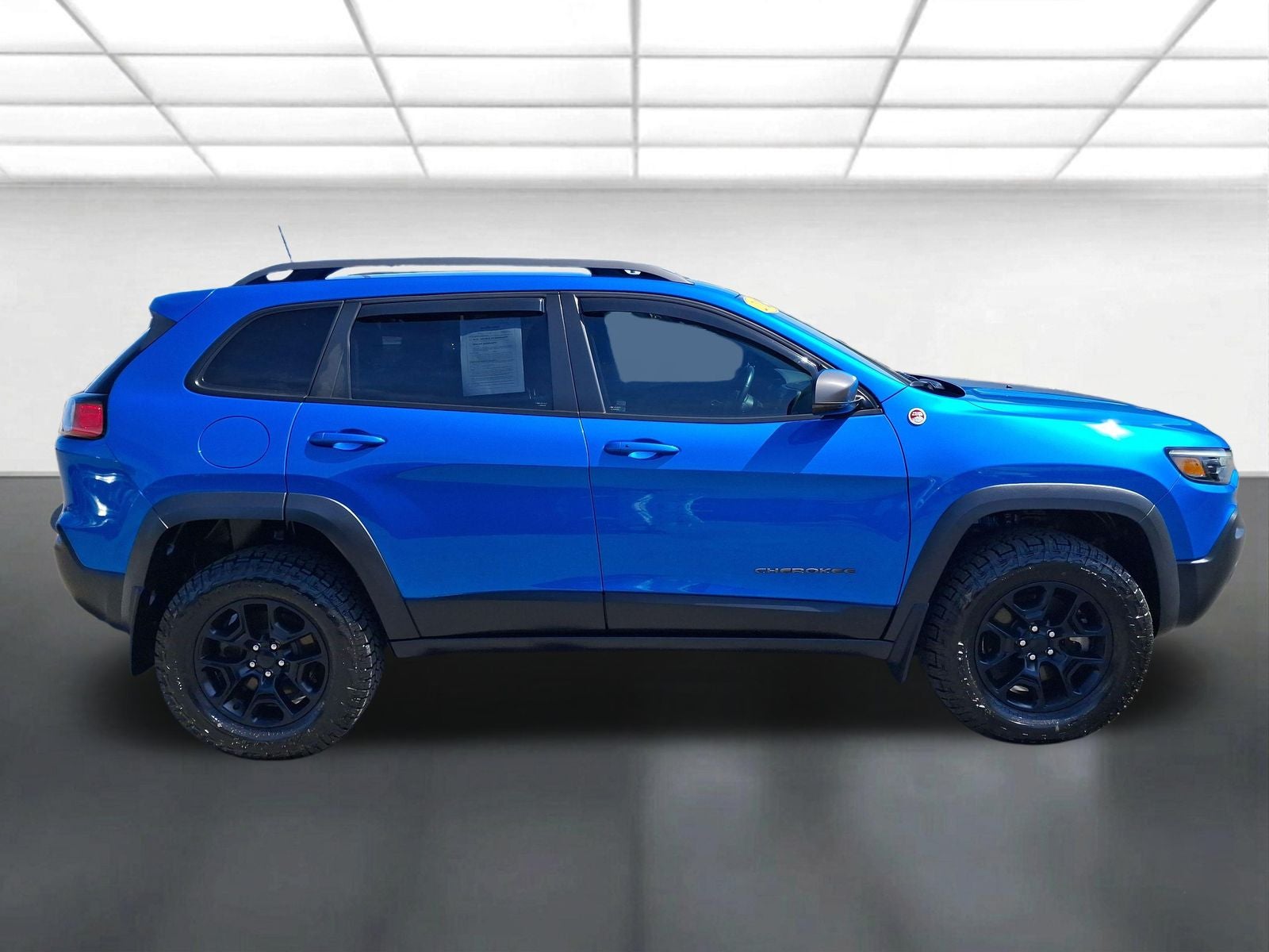 2020 Jeep Cherokee Trailhawk