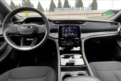 2025 Jeep Grand Cherokee Laredo X