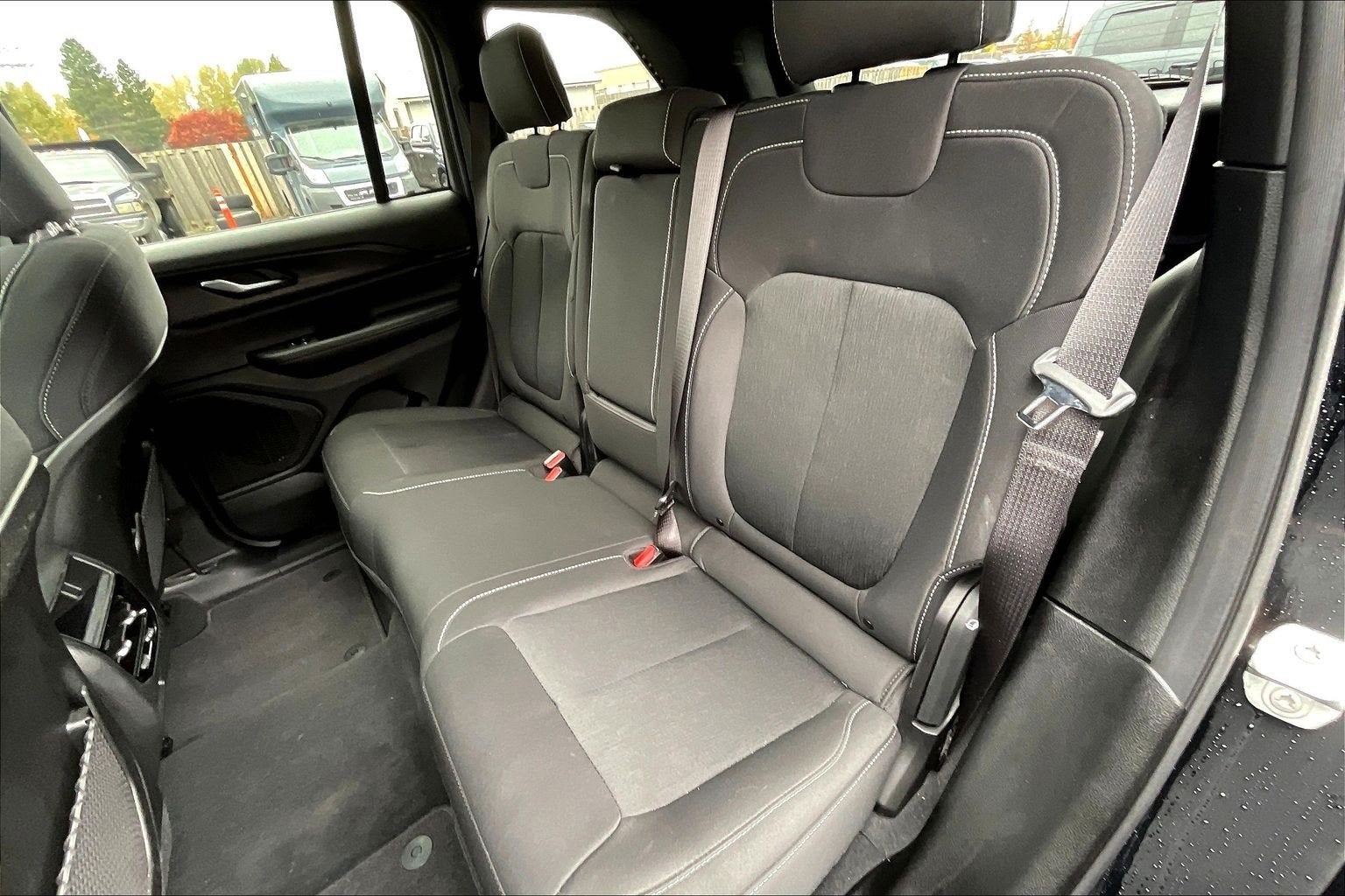 2025 Jeep Grand Cherokee Laredo X