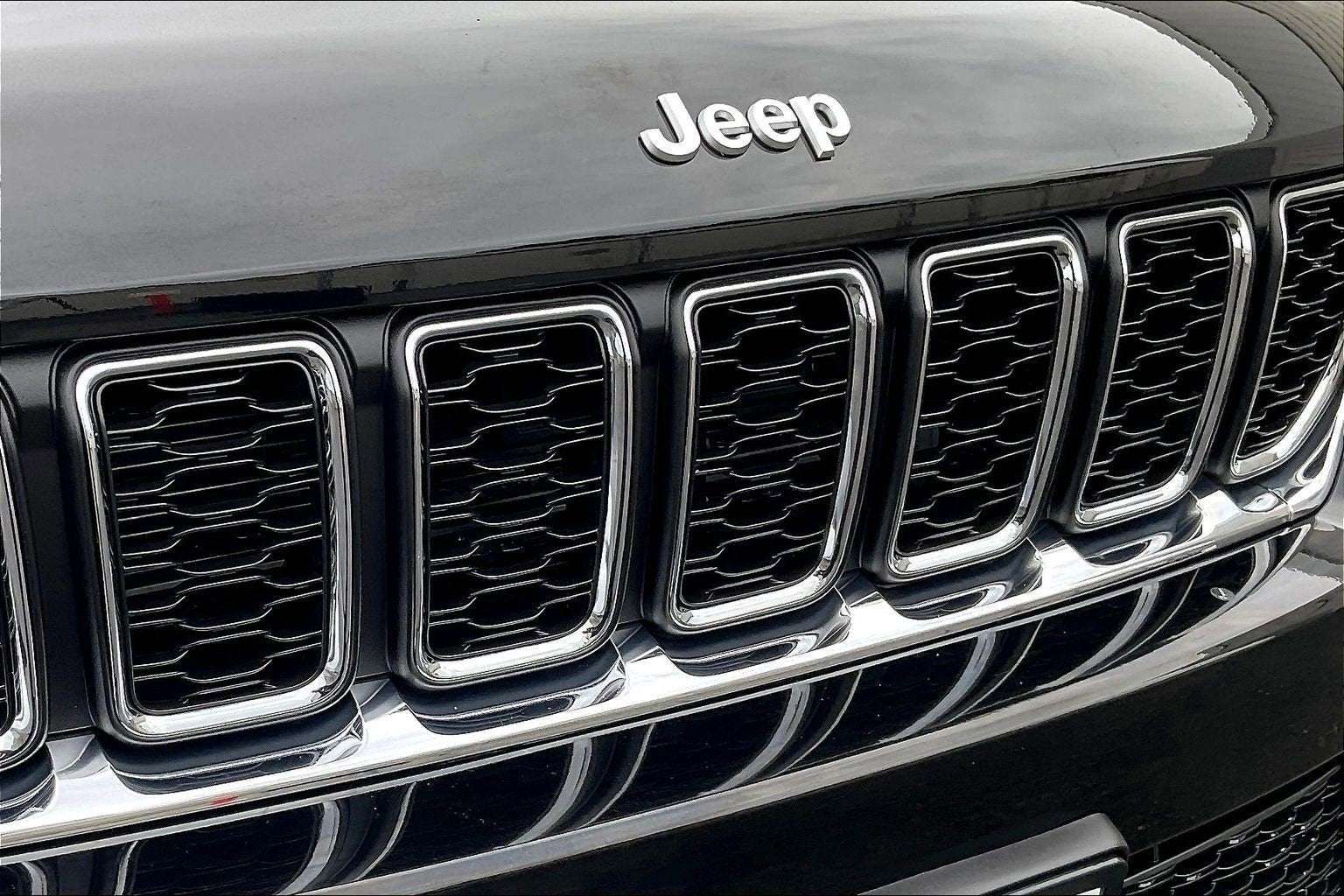 2025 Jeep Grand Cherokee Laredo X