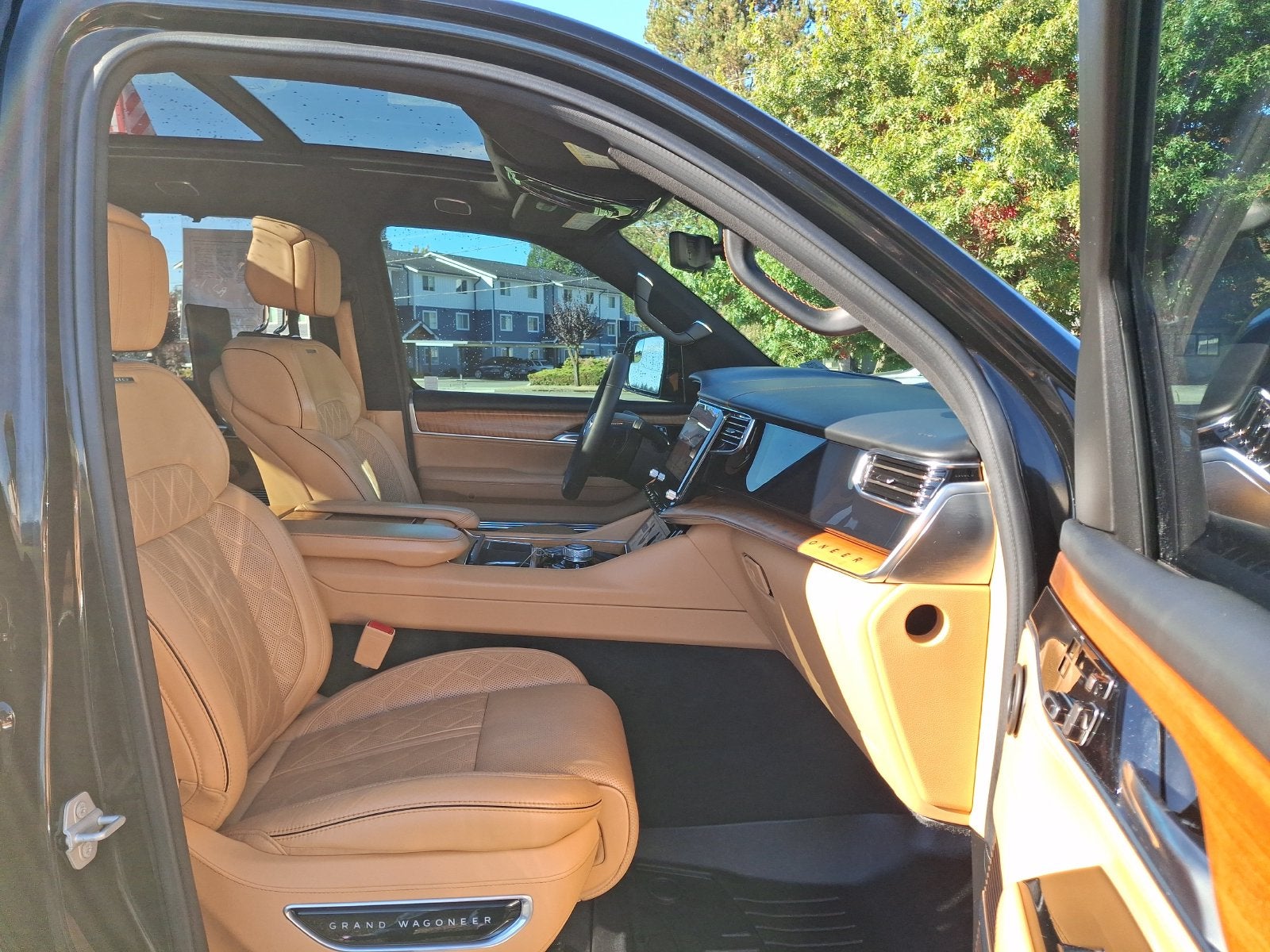 2023 Jeep Grand Wagoneer L Series III