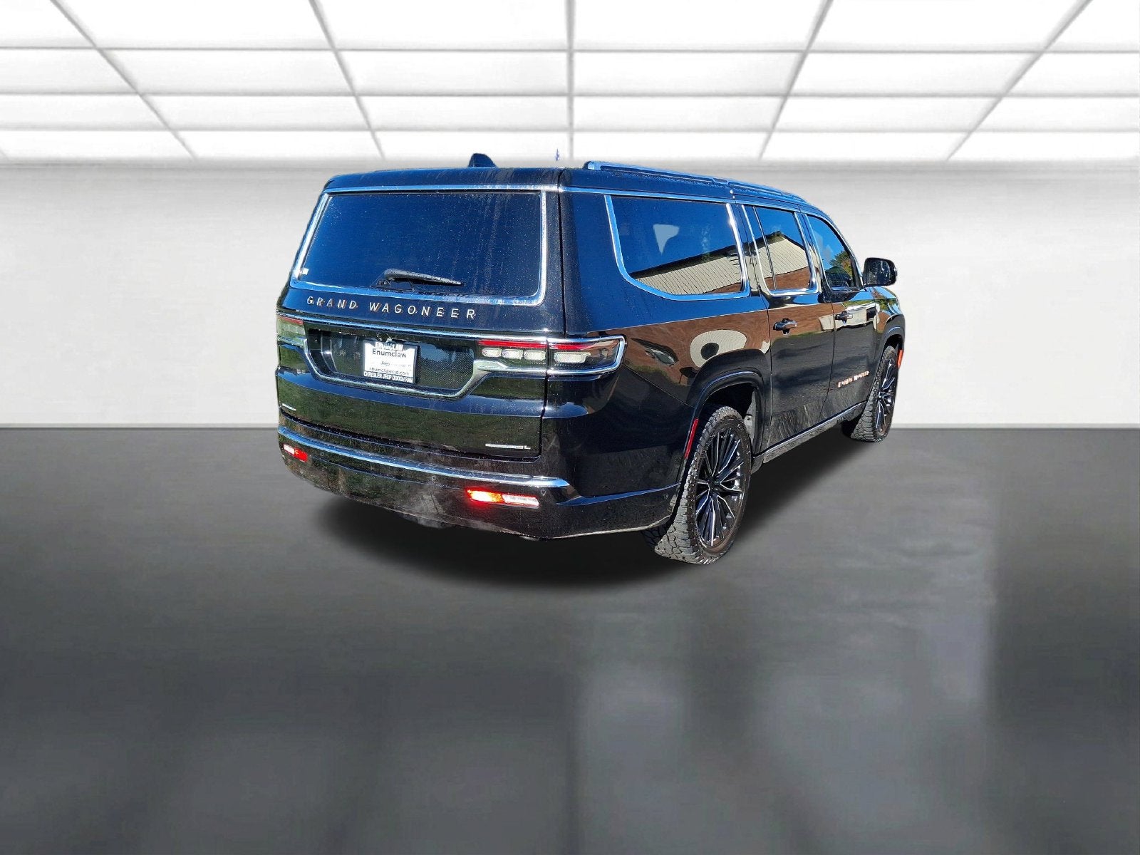 2023 Jeep Grand Wagoneer L Series III