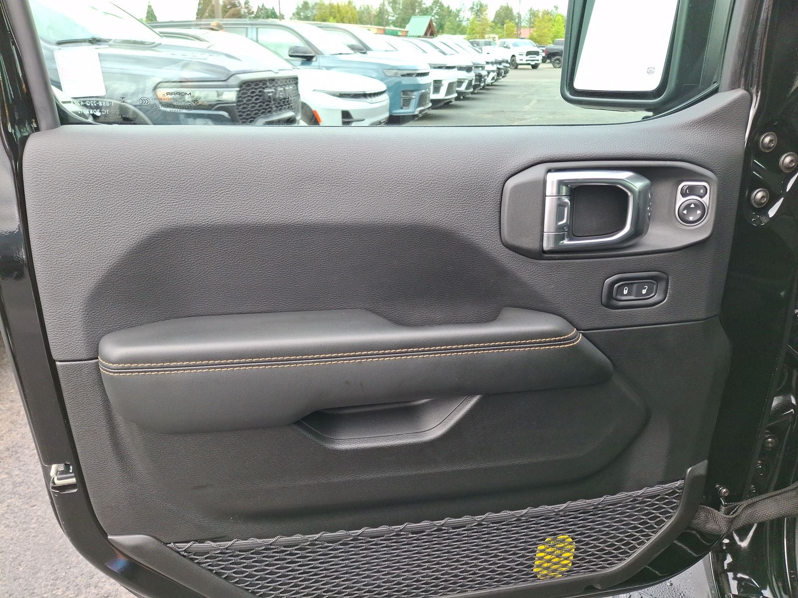 2025 Jeep Gladiator High Tide