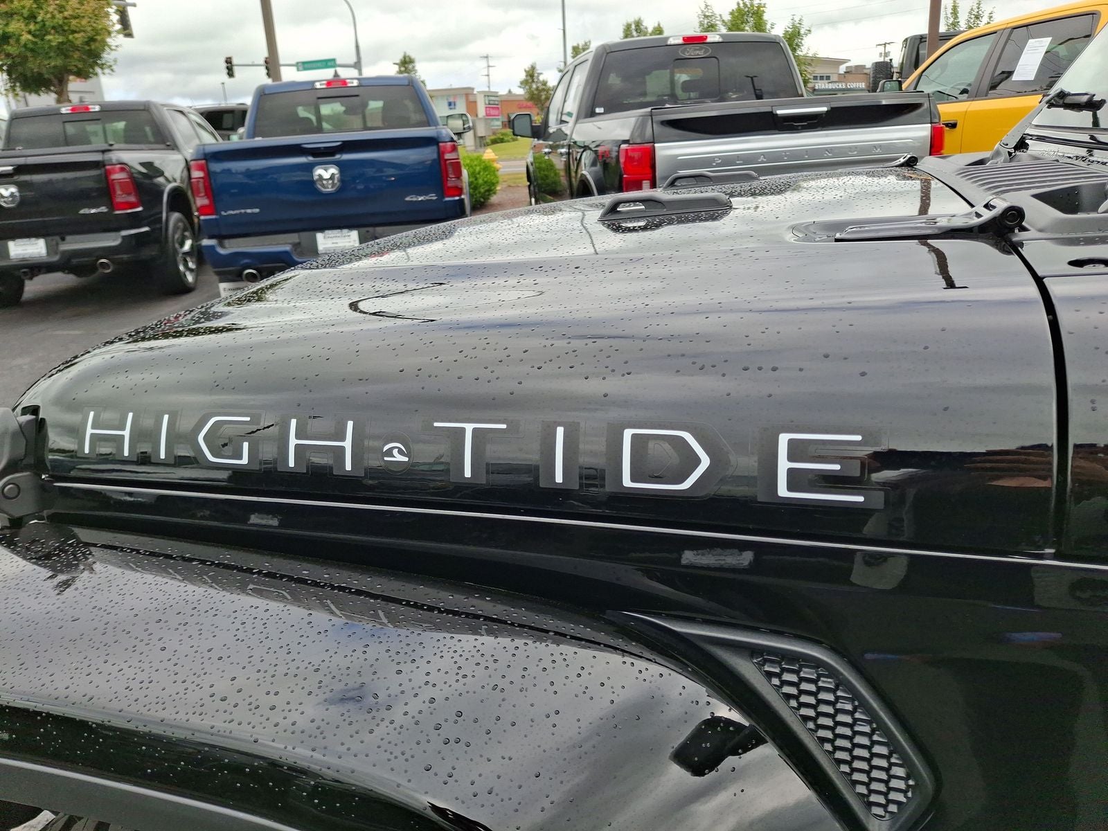 2025 Jeep Gladiator High Tide