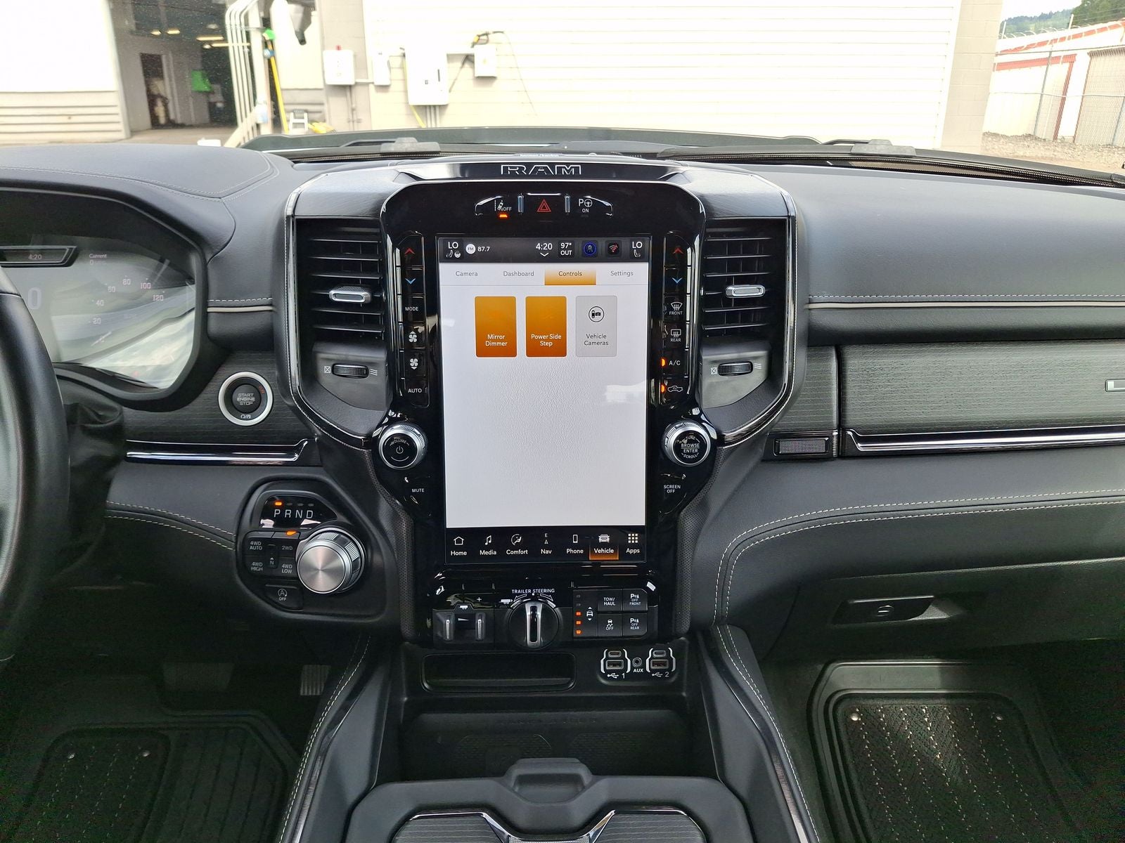 2023 RAM 1500 Limited