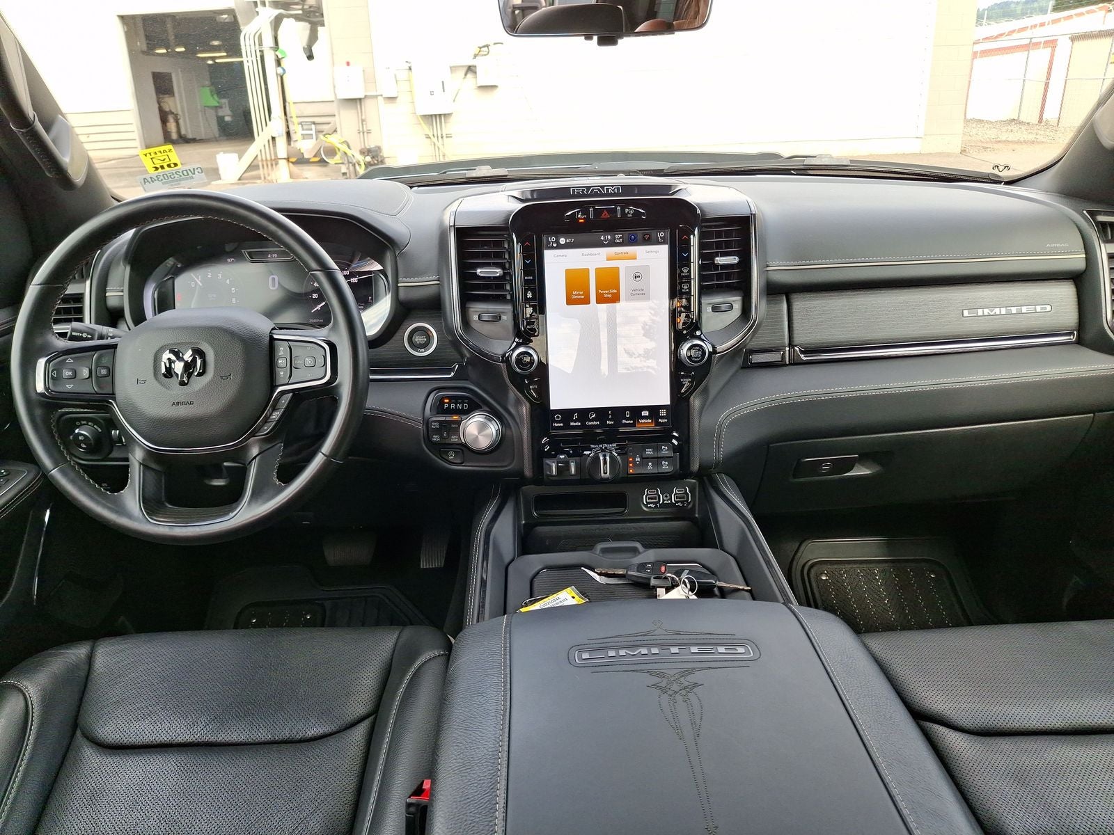 2023 RAM 1500 Limited