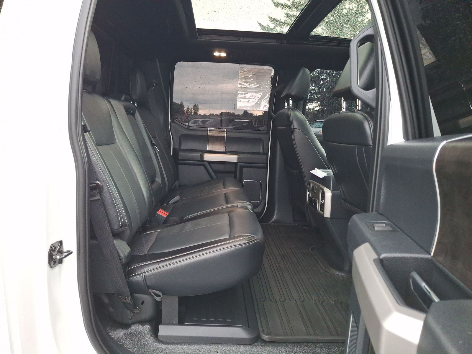 2022 Ford Super Duty F-350 SRW Lariat