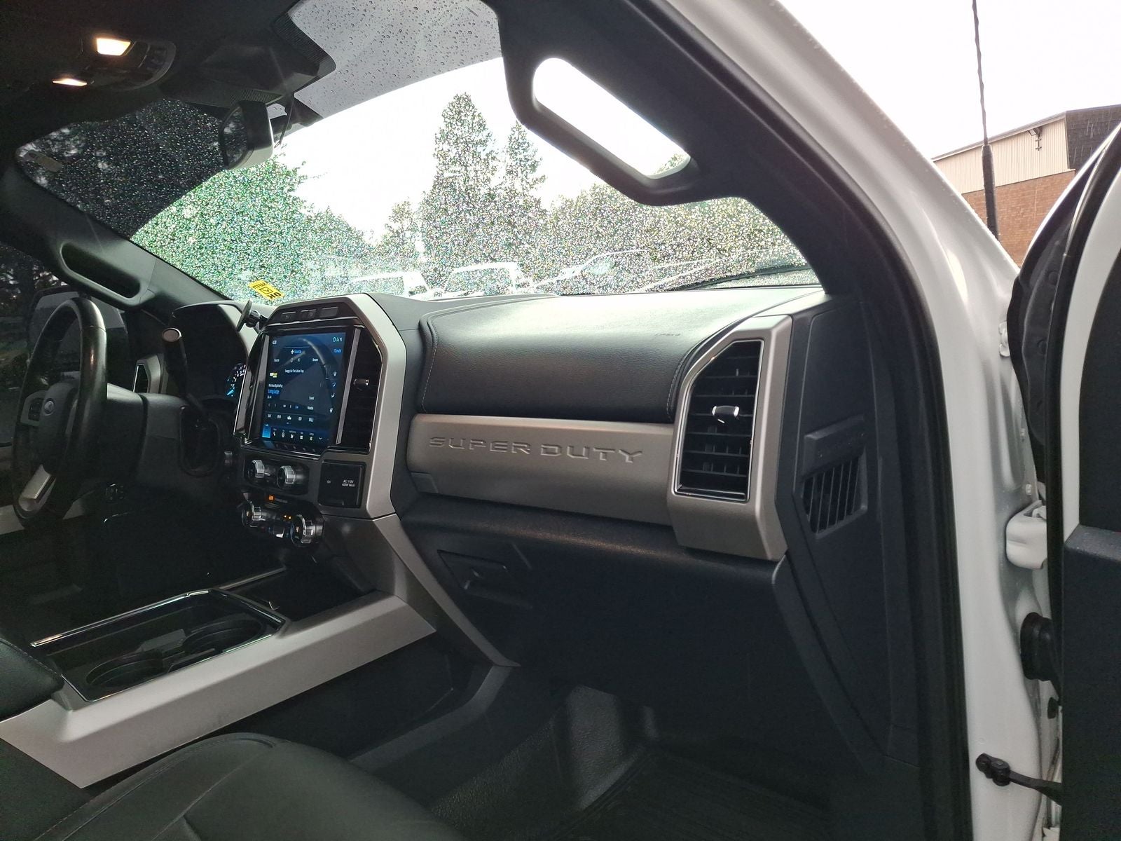 2022 Ford Super Duty F-350 SRW Lariat