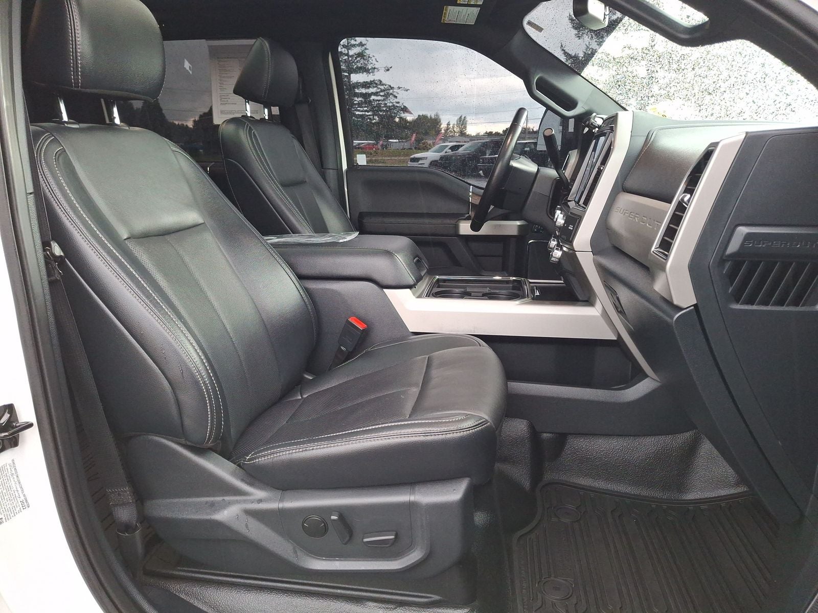2022 Ford Super Duty F-350 SRW Lariat