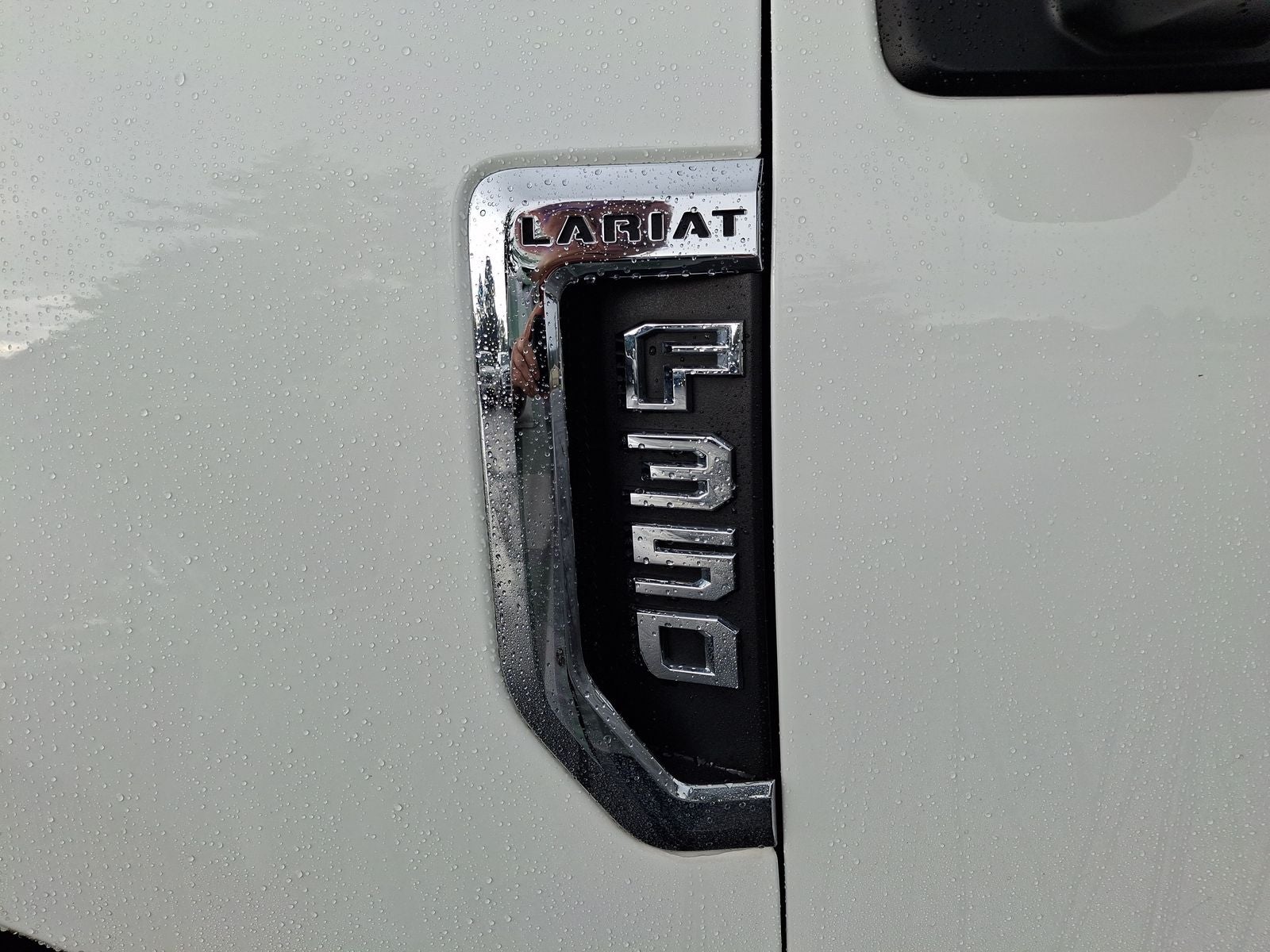 2022 Ford Super Duty F-350 SRW Lariat