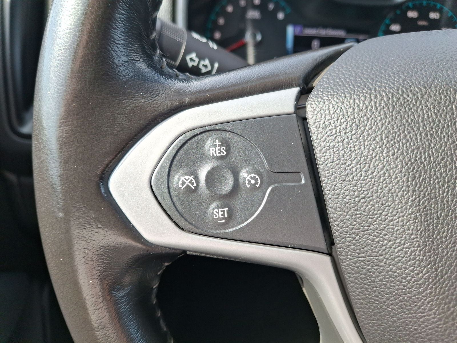 2017 Chevrolet Colorado LT