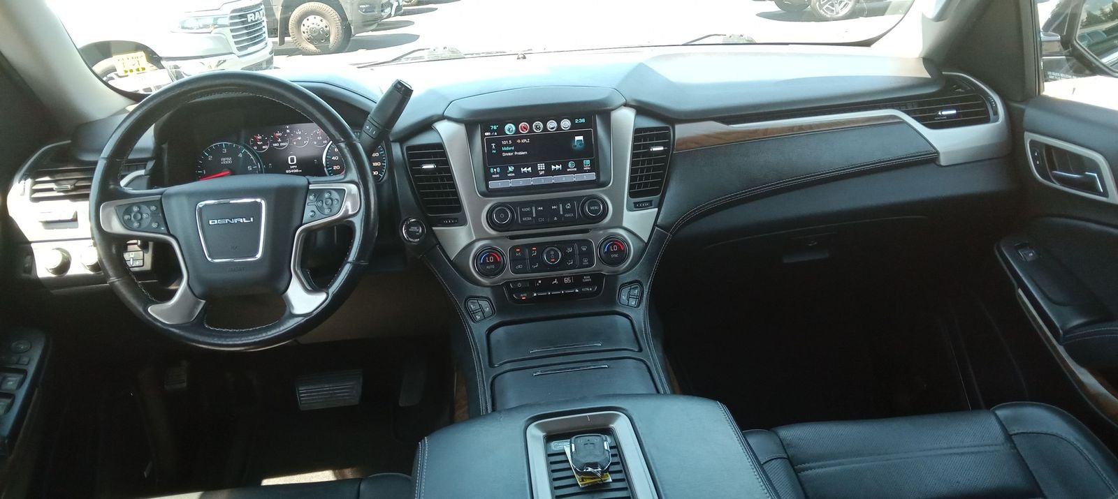 2020 GMC Yukon Denali
