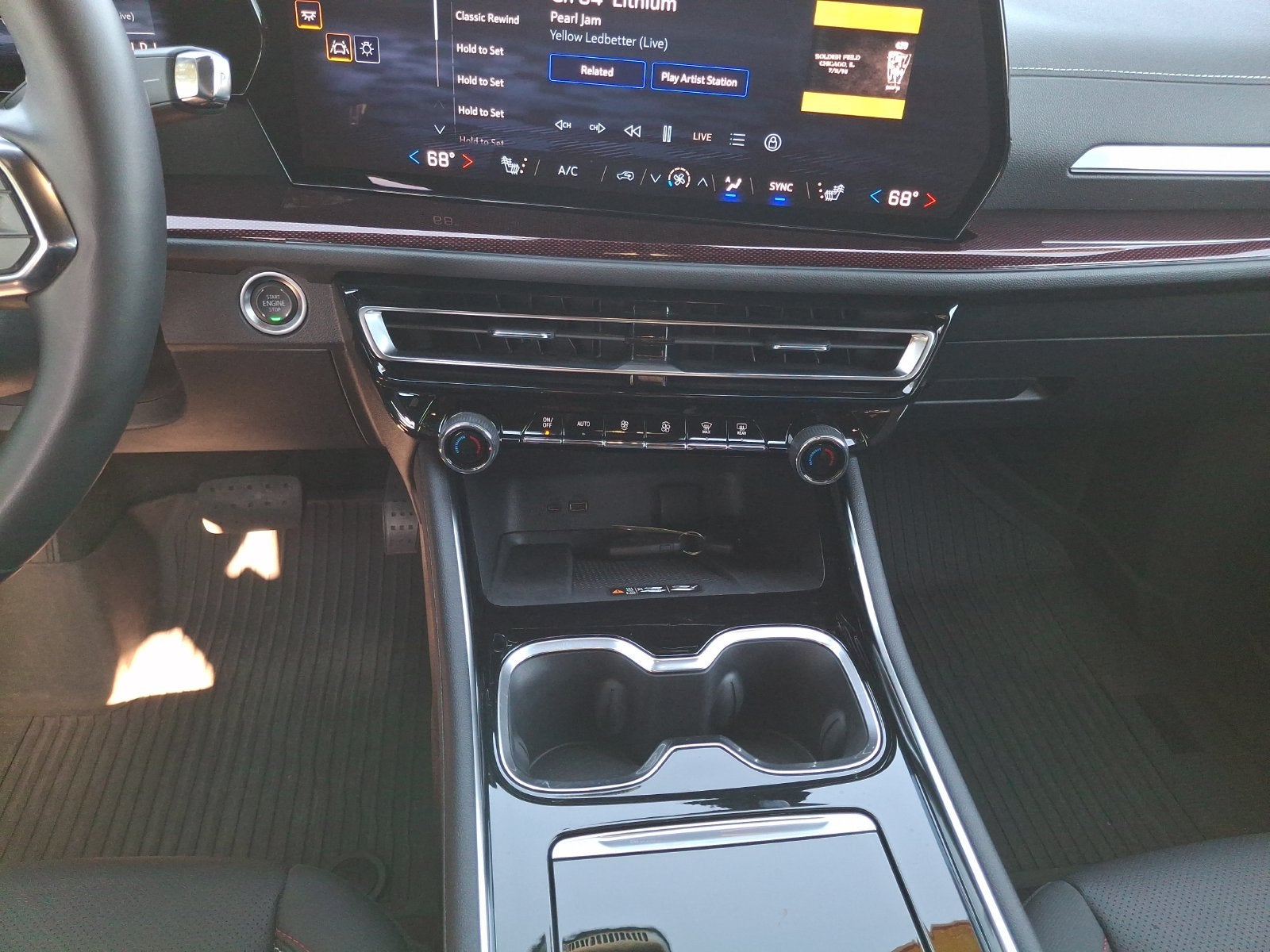 2024 Chevrolet Traverse Z71