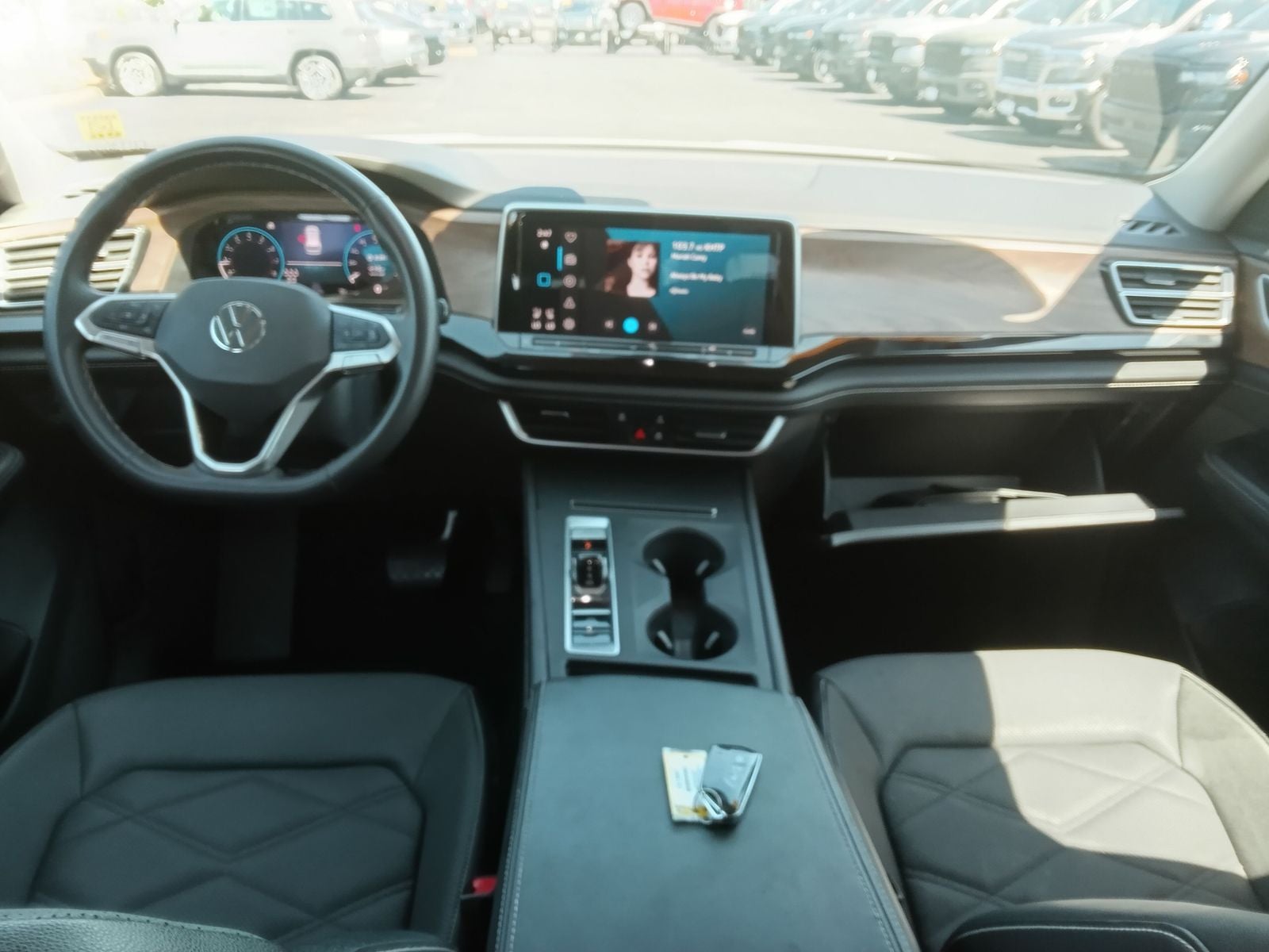 2024 Volkswagen Atlas 2.0T SE