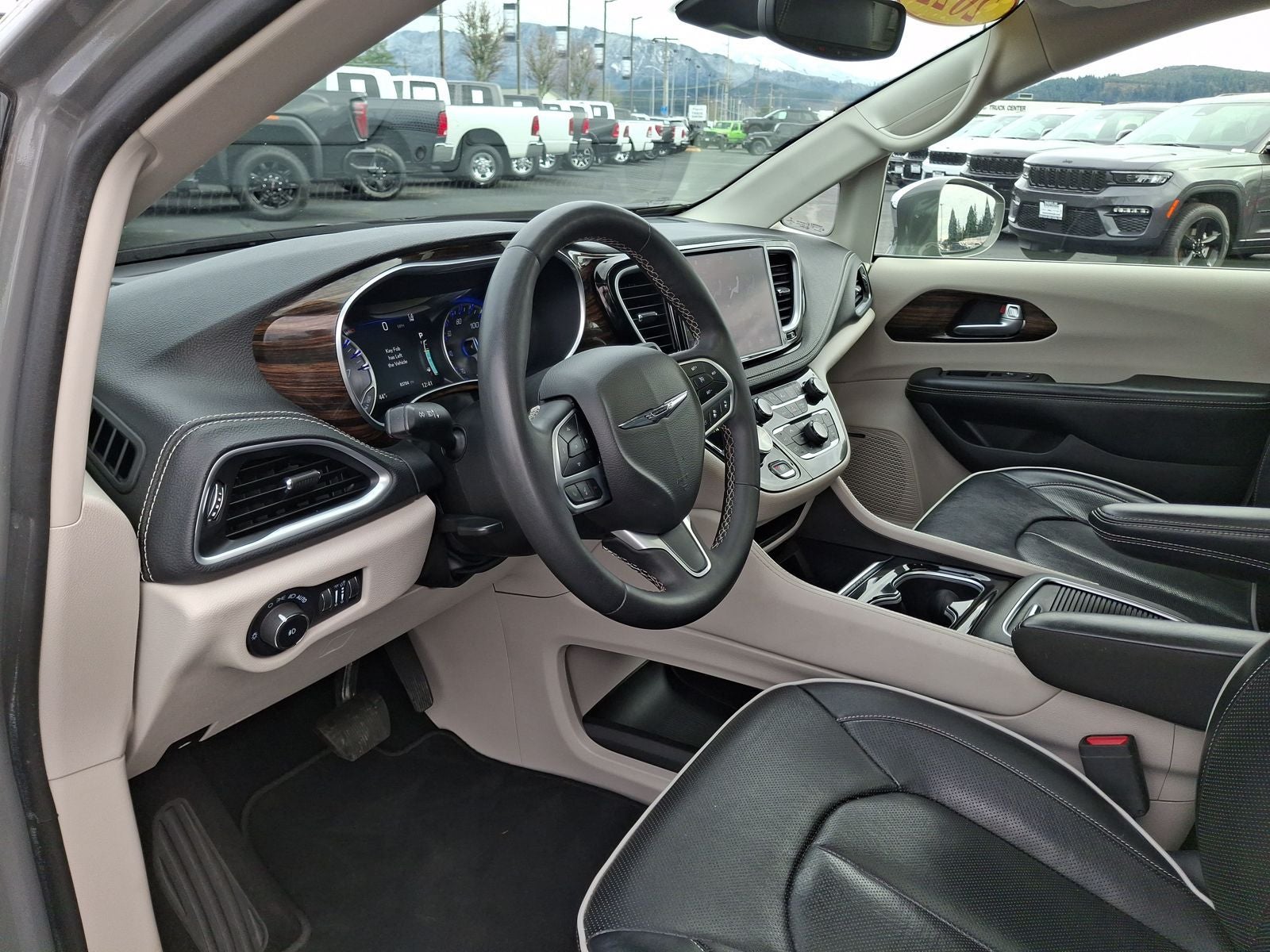 2022 Chrysler Pacifica Limited