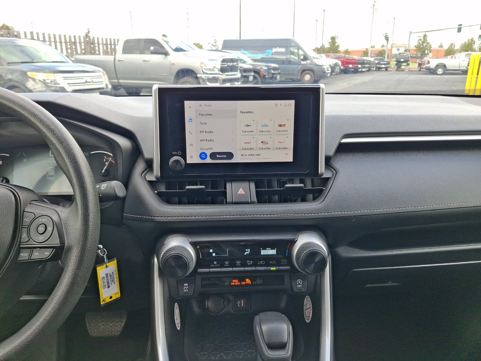 2025 Toyota RAV4 LE