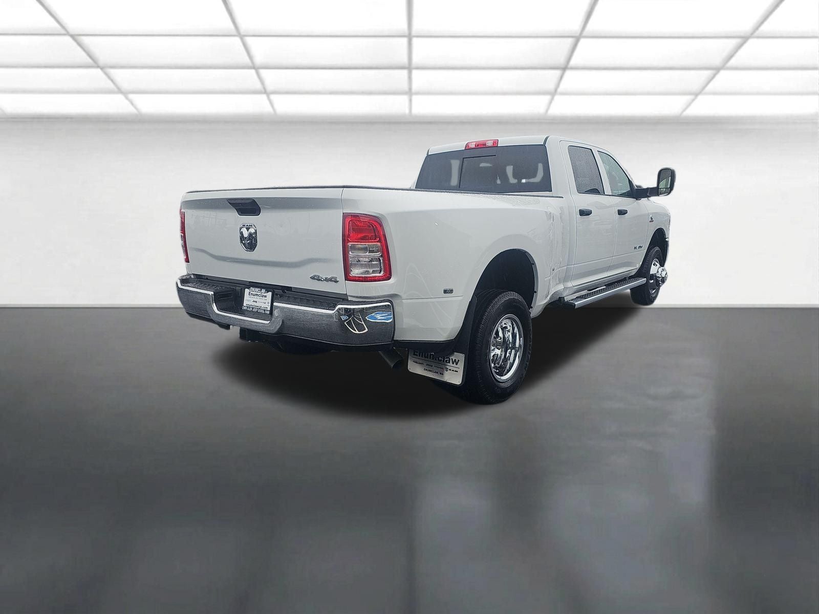 2022 RAM 3500 Tradesman Dually