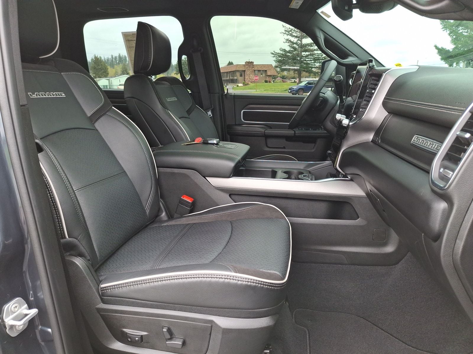 2026 RAM 3500 Laramie Dually