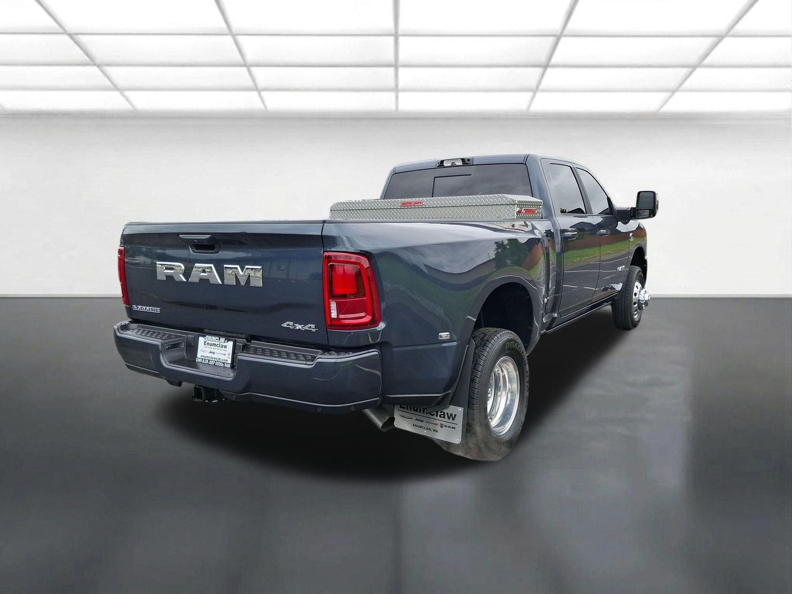 2026 RAM 3500 Laramie Dually