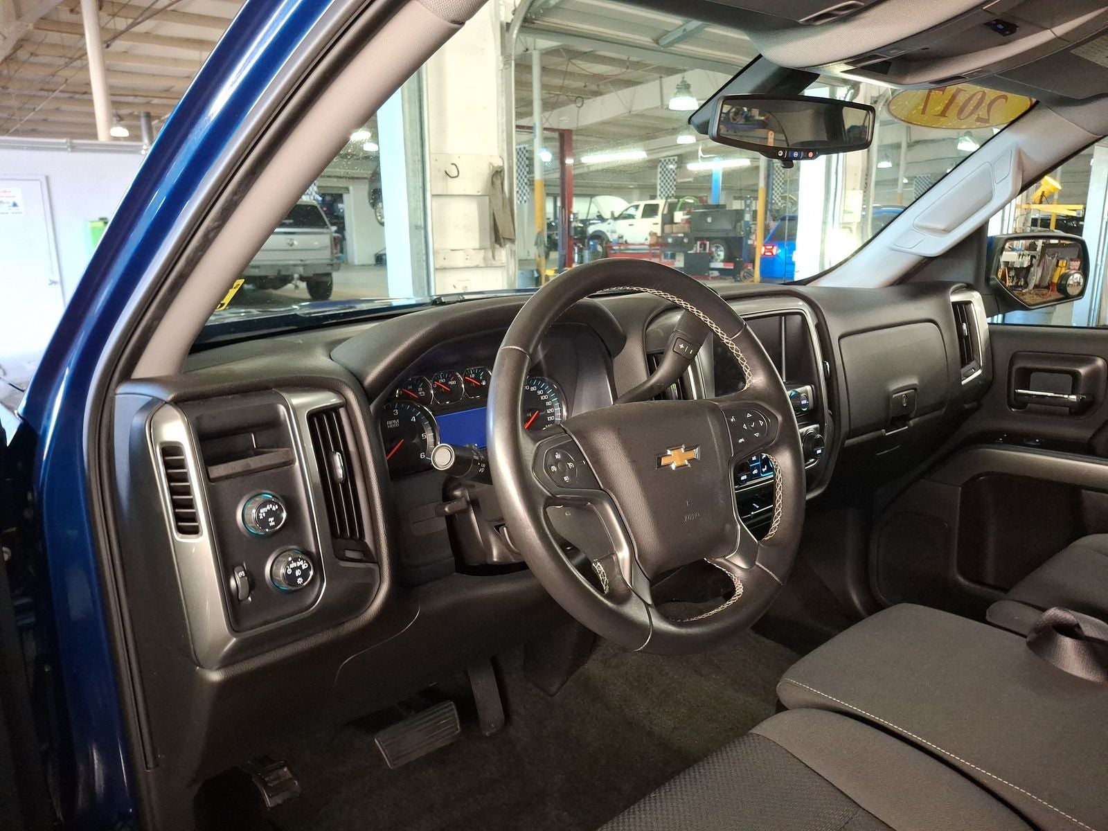 2017 Chevrolet Silverado 1500 LT LT1