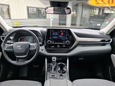 2022 Toyota Highlander LE