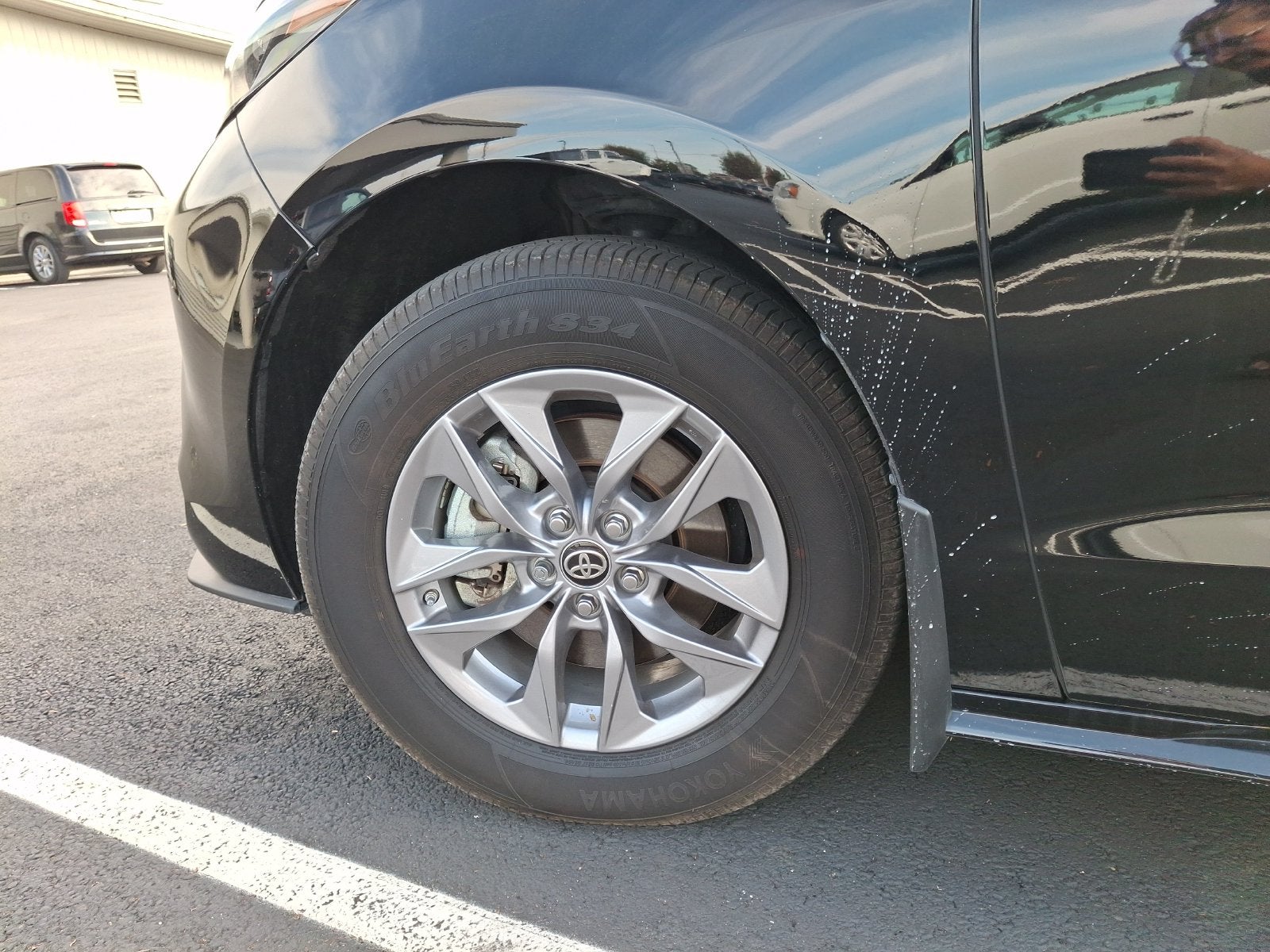 2024 Toyota Sienna LE 8 Passenger