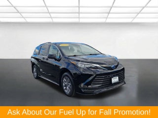 2024 Toyota Sienna LE 8 Passenger