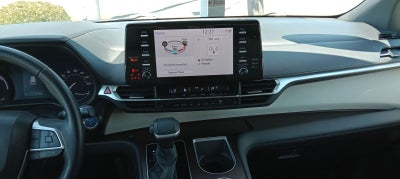 2021 Toyota Sienna XLE 7 Passenger