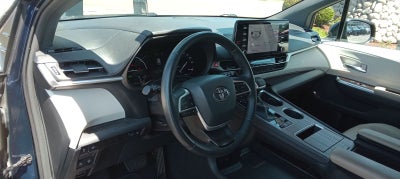 2021 Toyota Sienna XLE 7 Passenger