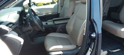 2021 Toyota Sienna XLE 7 Passenger