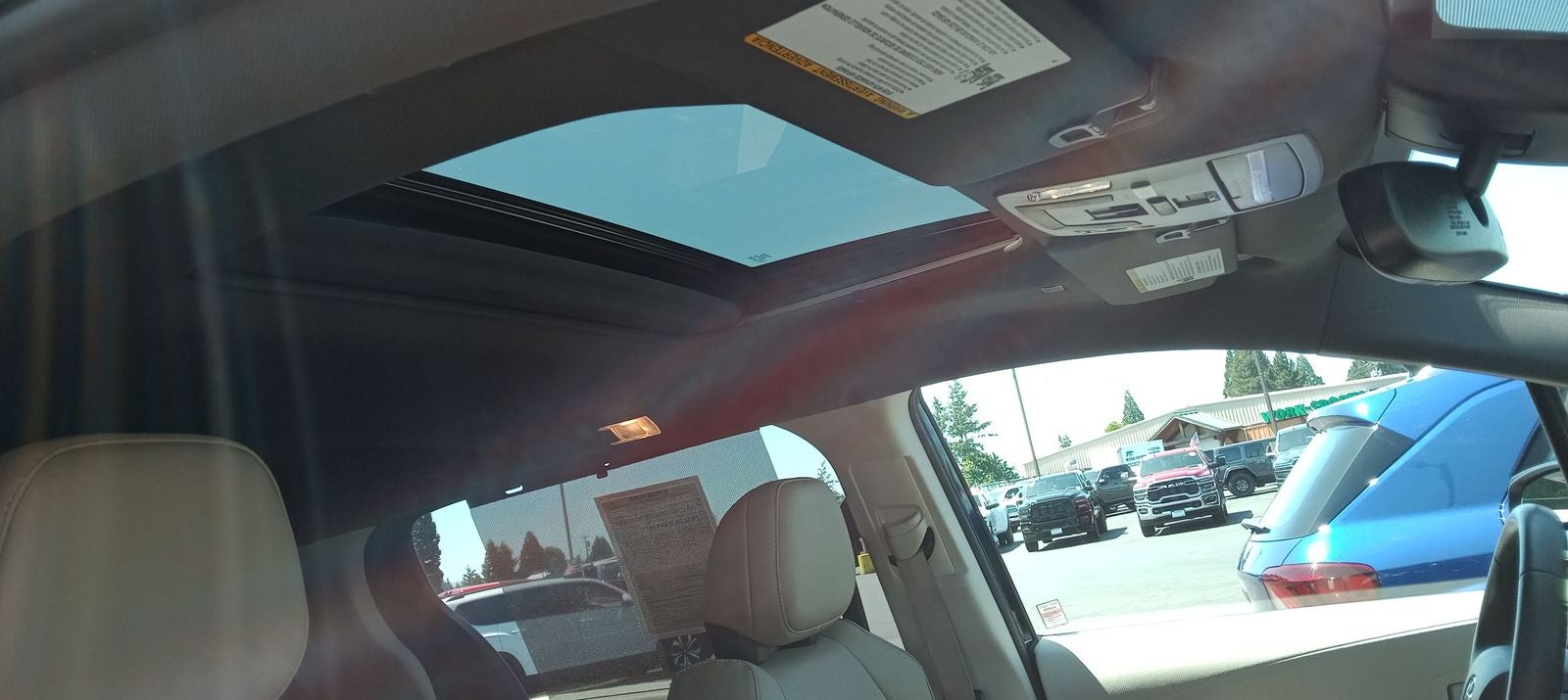 2021 Toyota Sienna XLE 7 Passenger