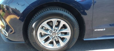 2021 Toyota Sienna XLE 7 Passenger