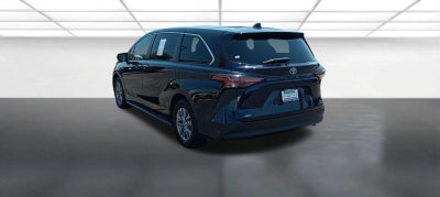 2021 Toyota Sienna XLE 7 Passenger