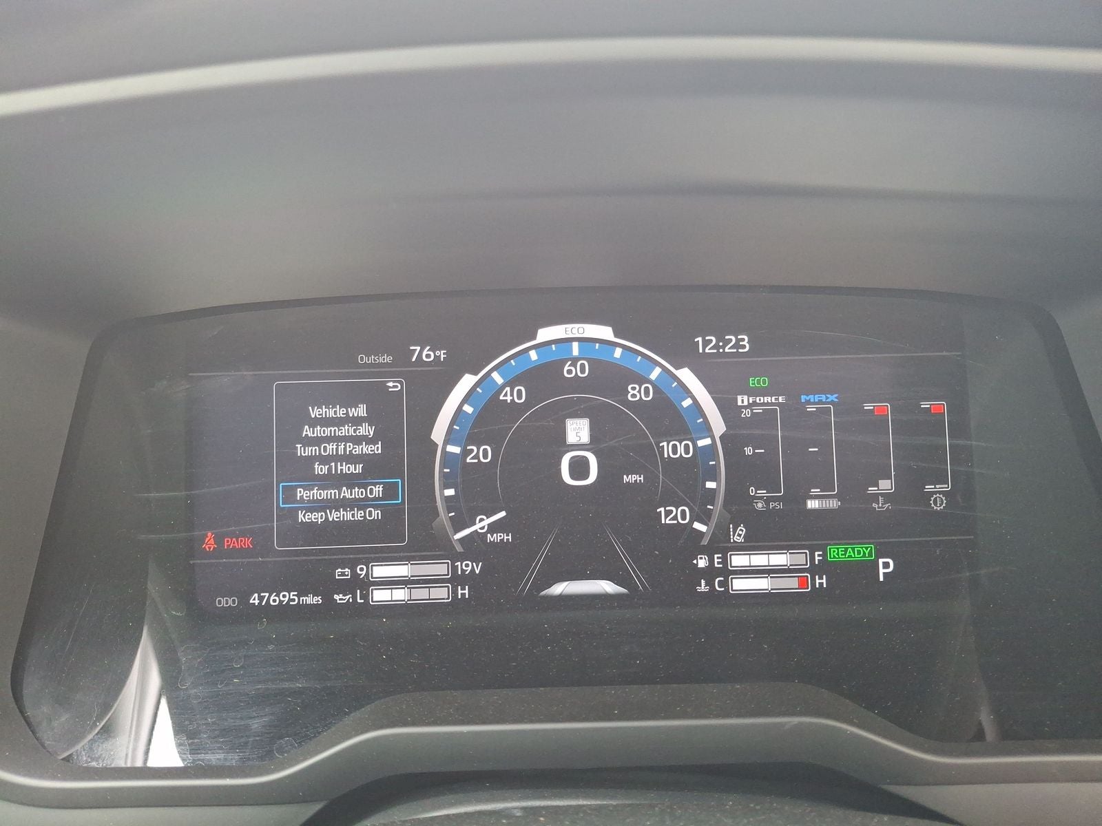 2024 Toyota Tundra Hybrid Platinum