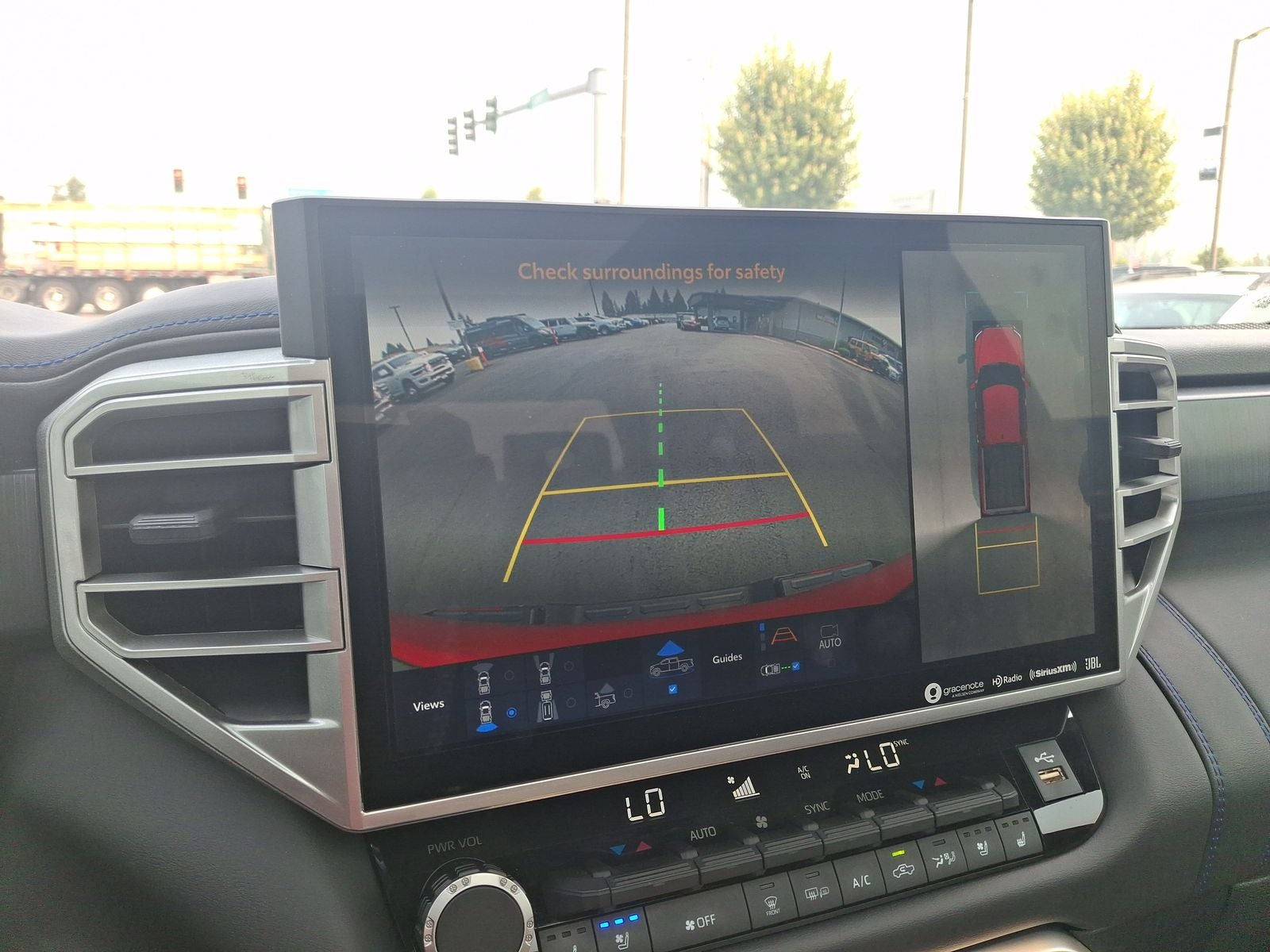 2024 Toyota Tundra Hybrid Platinum