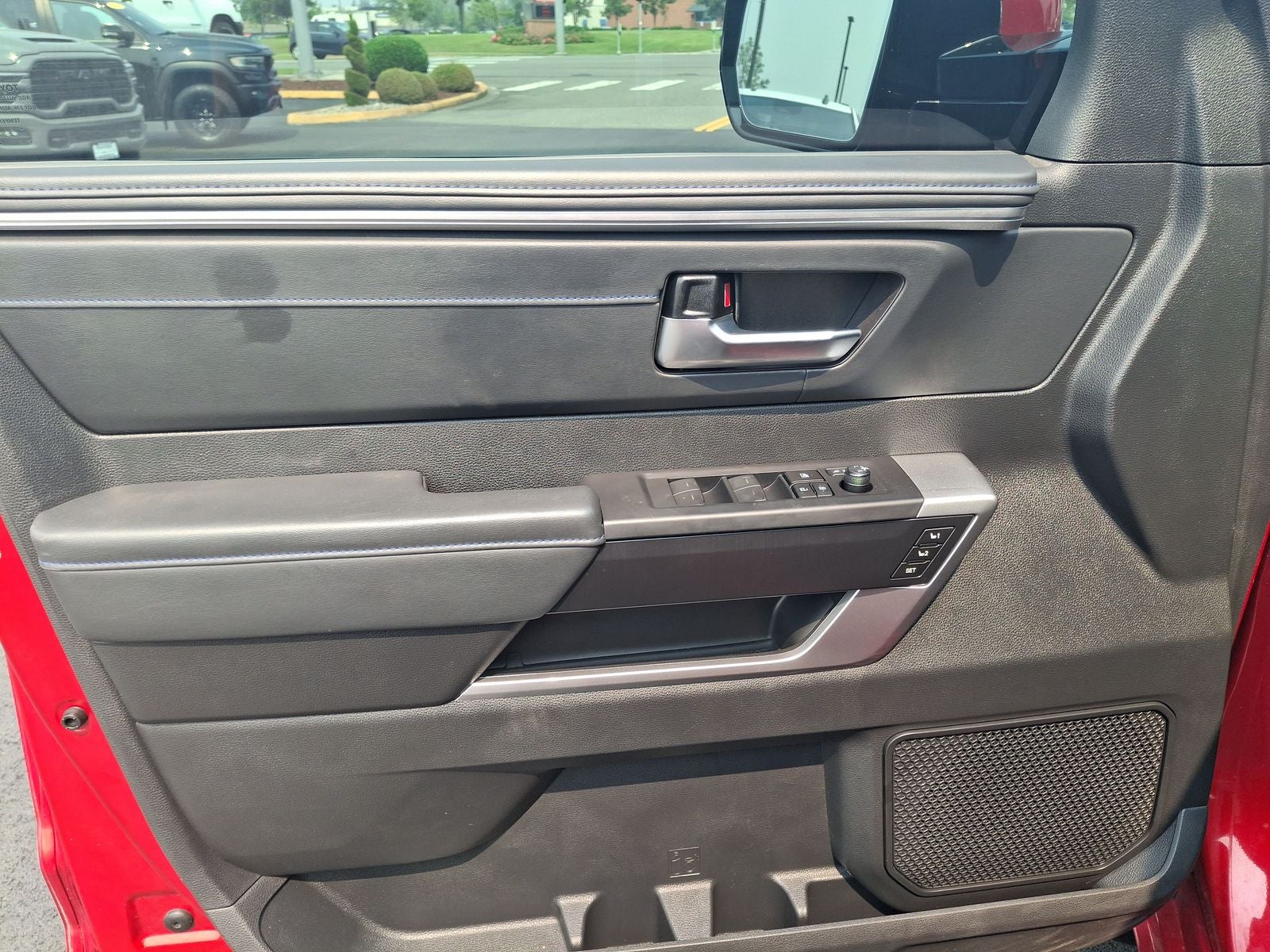 2024 Toyota Tundra Hybrid Platinum
