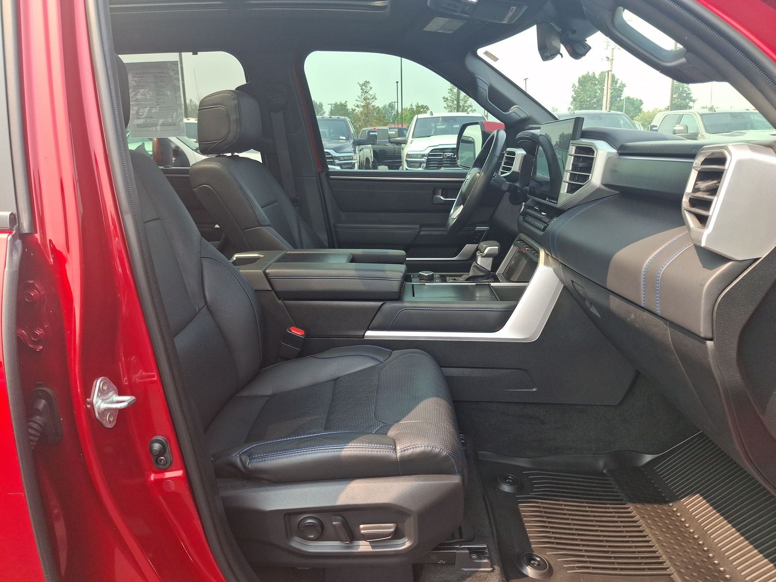 2024 Toyota Tundra Hybrid Platinum
