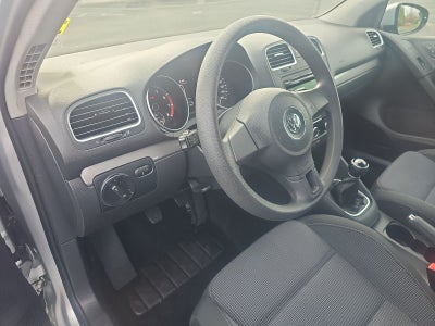 2012 Volkswagen Golf 2.5L