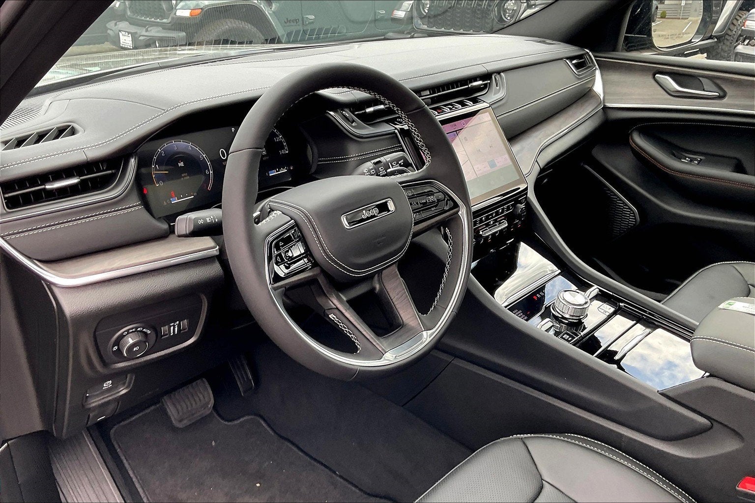 2025 Jeep Grand Cherokee Overland