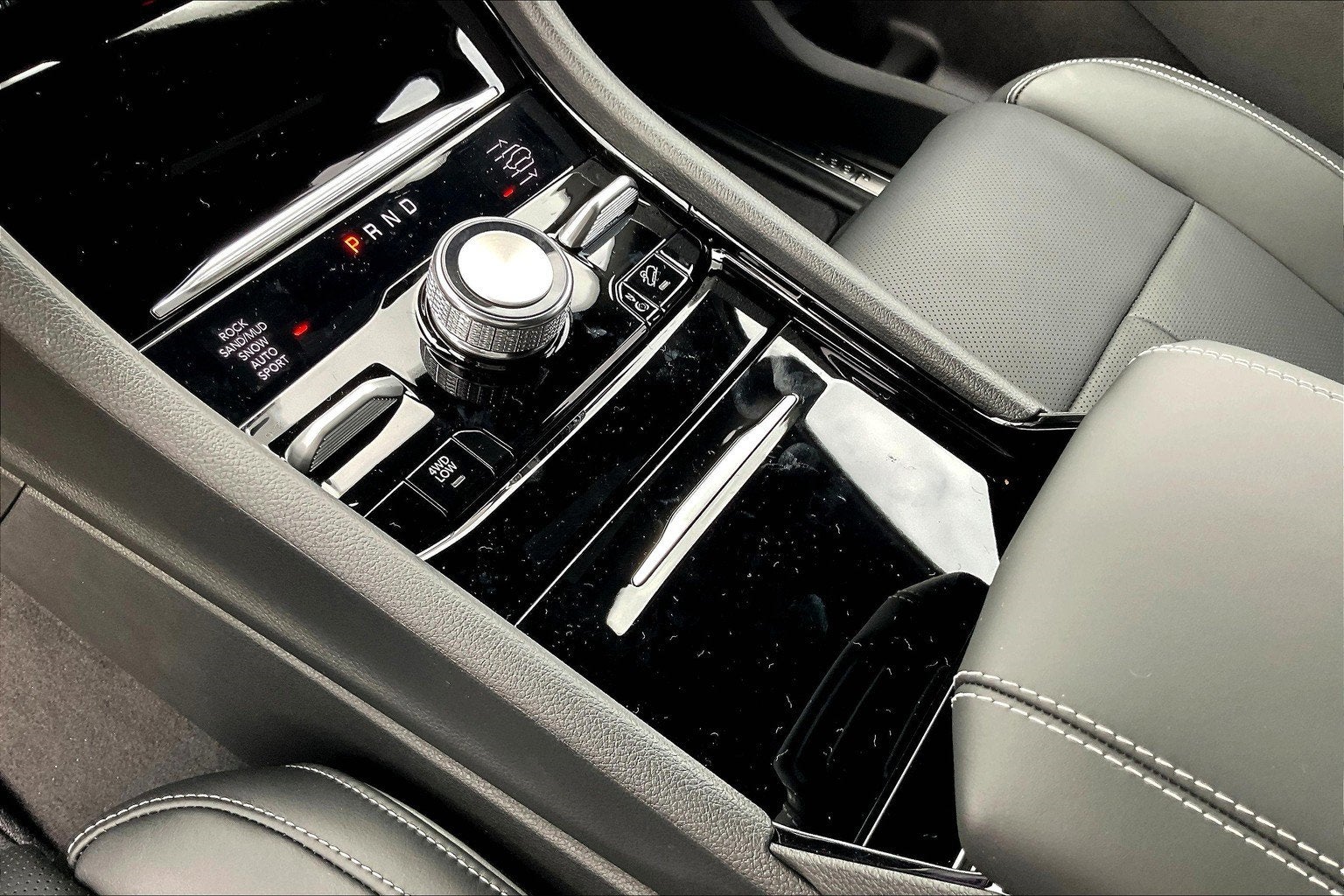 2025 Jeep Grand Cherokee L Overland