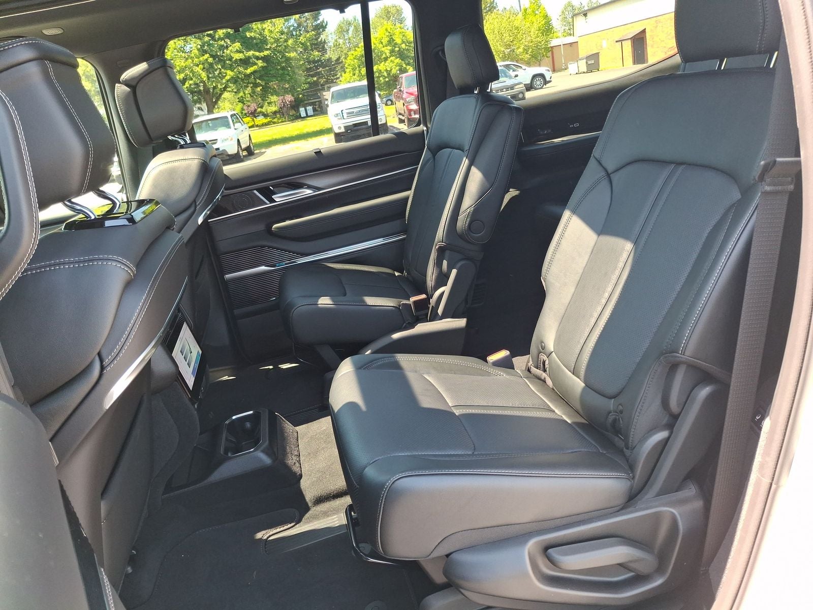 2026 Jeep Grand Wagoneer Summit Obsidian