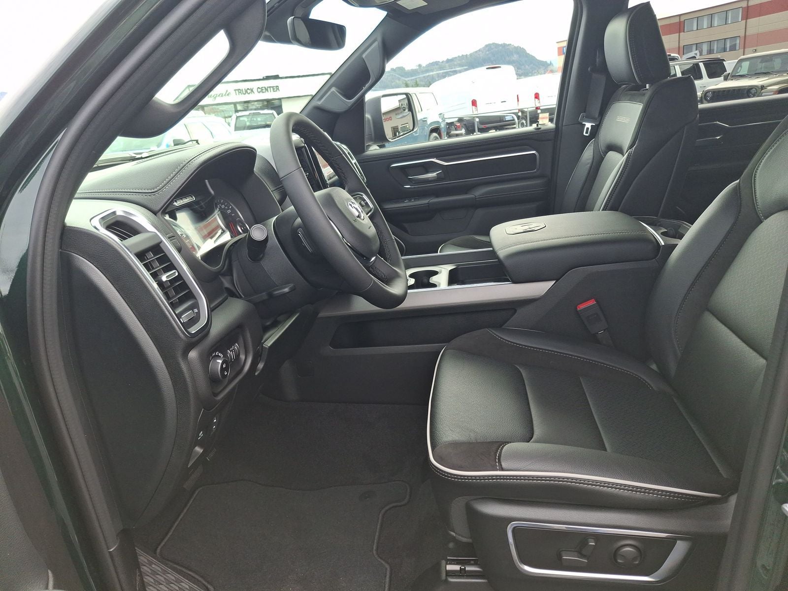 2026 RAM Ram 1500 Laramie