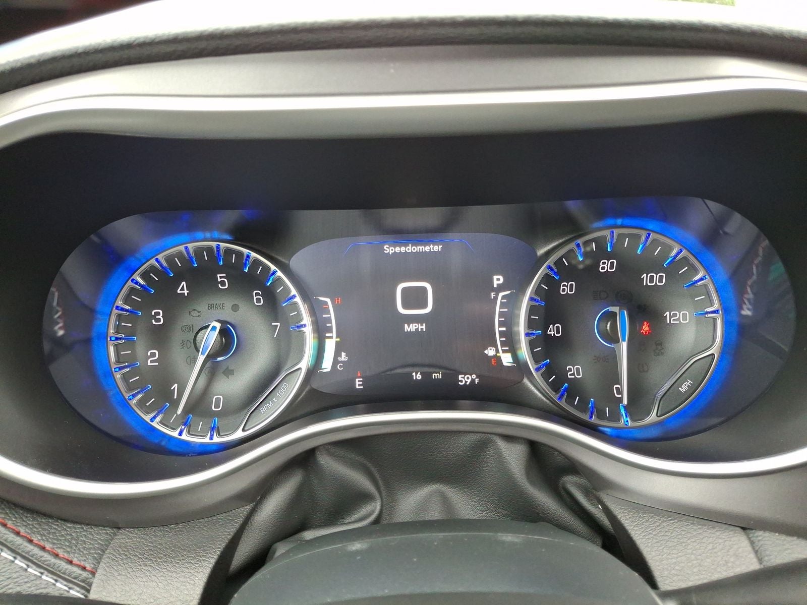 2027 Chrysler Pacifica Select