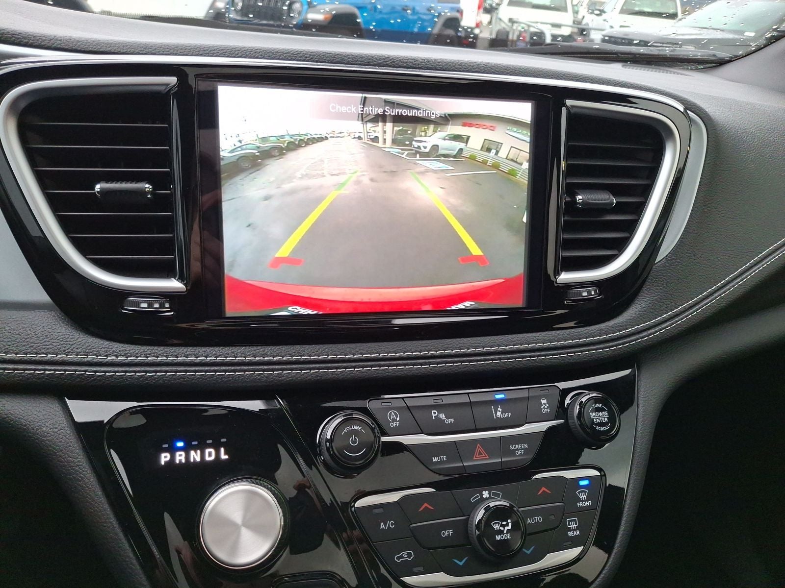 2026 Chrysler Pacifica Limited