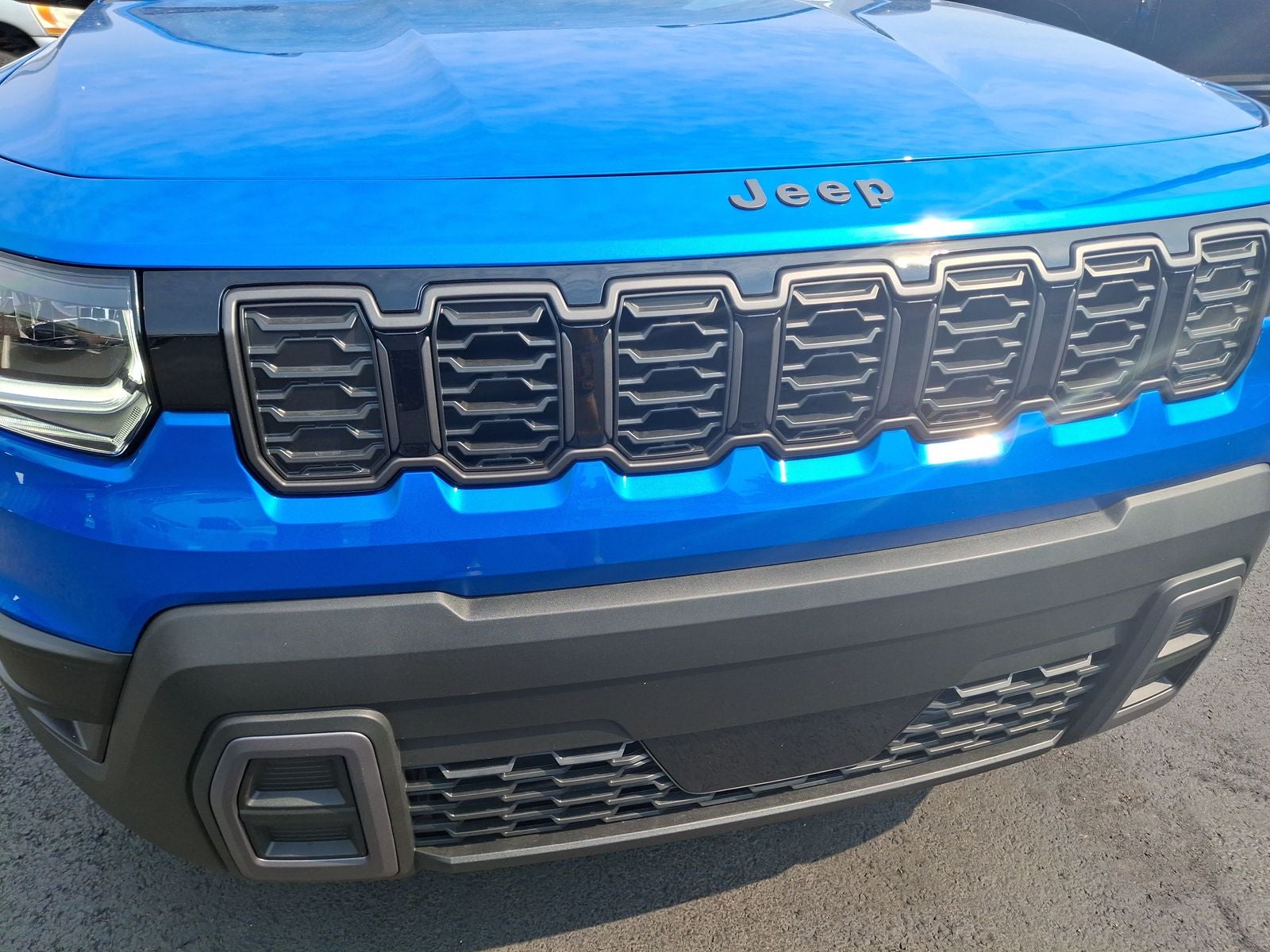 2026 Jeep Cherokee Laredo