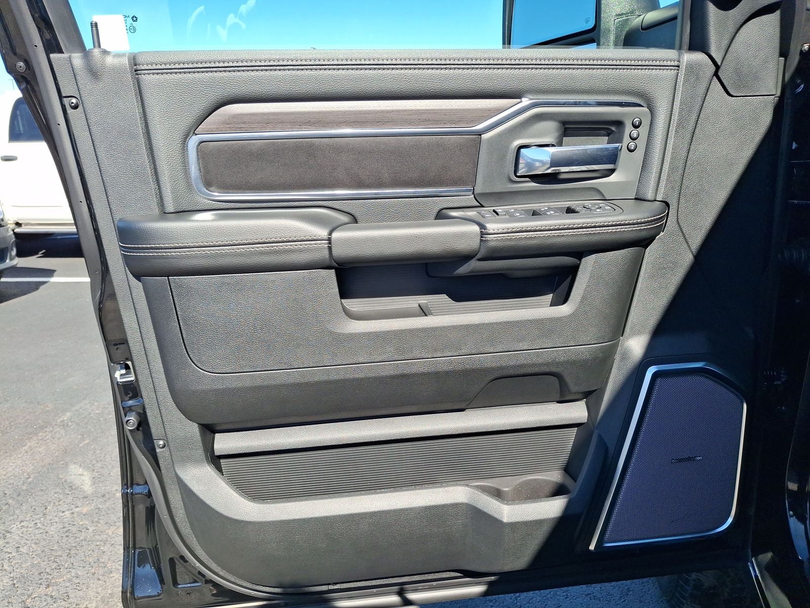 2027 RAM Ram 3500 Laramie