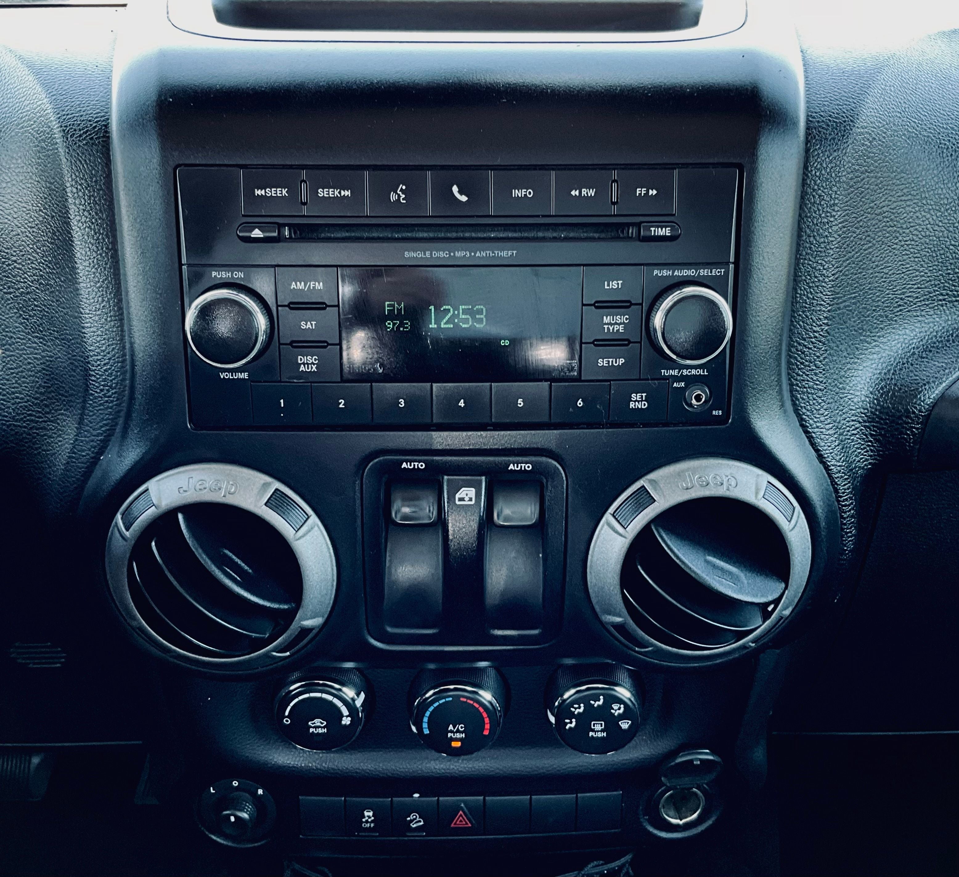 2016 Jeep Wrangler Sport