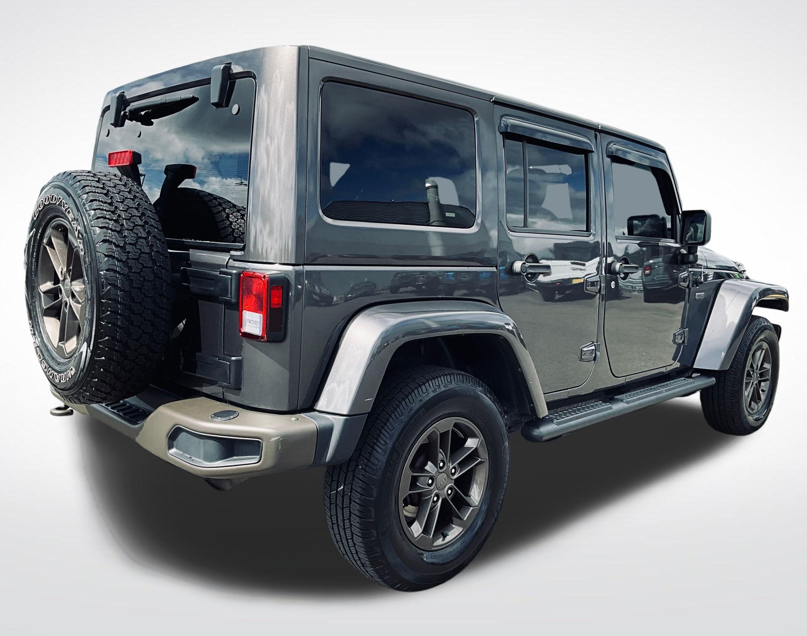 2016 Jeep Wrangler Unlimited Sahara