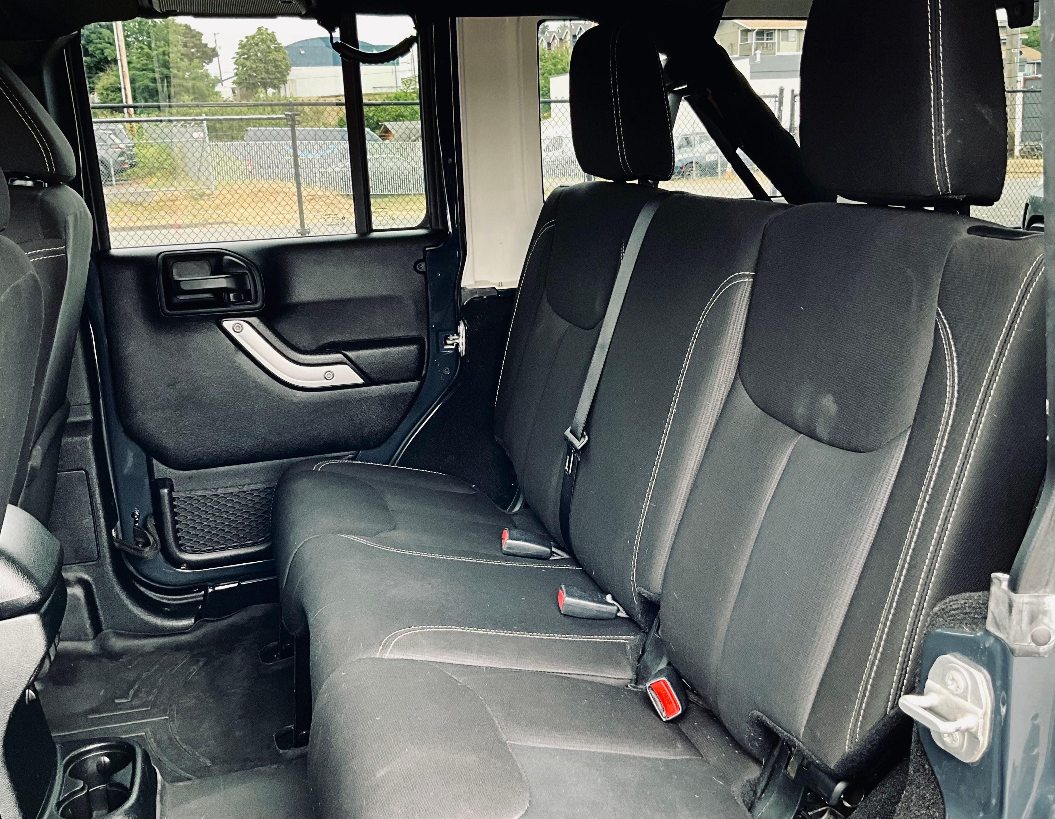 2016 Jeep Wrangler Unlimited Sahara